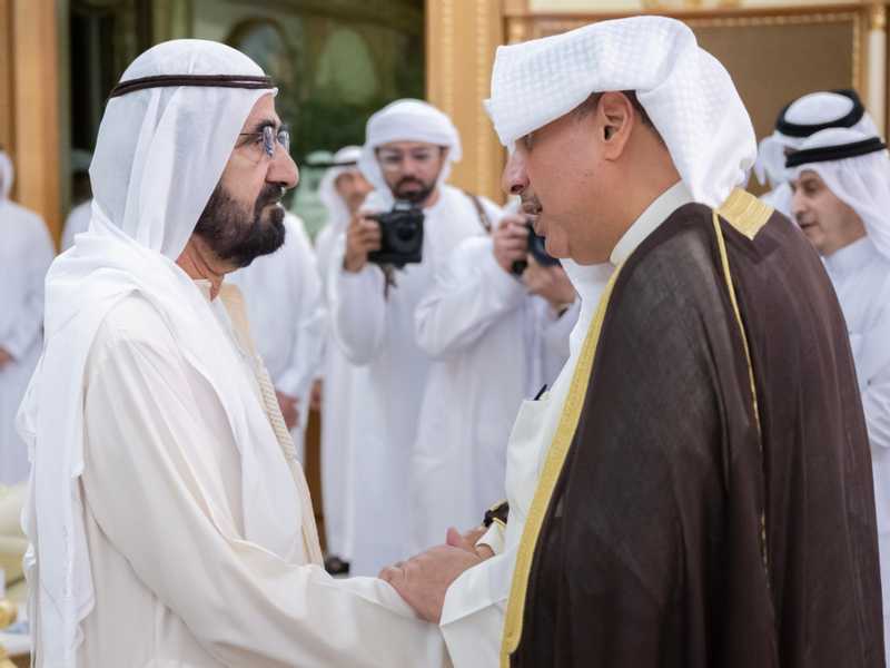   ممثل سمو الامير قدم واجب العزاء بوفاه احمد بن راشد
