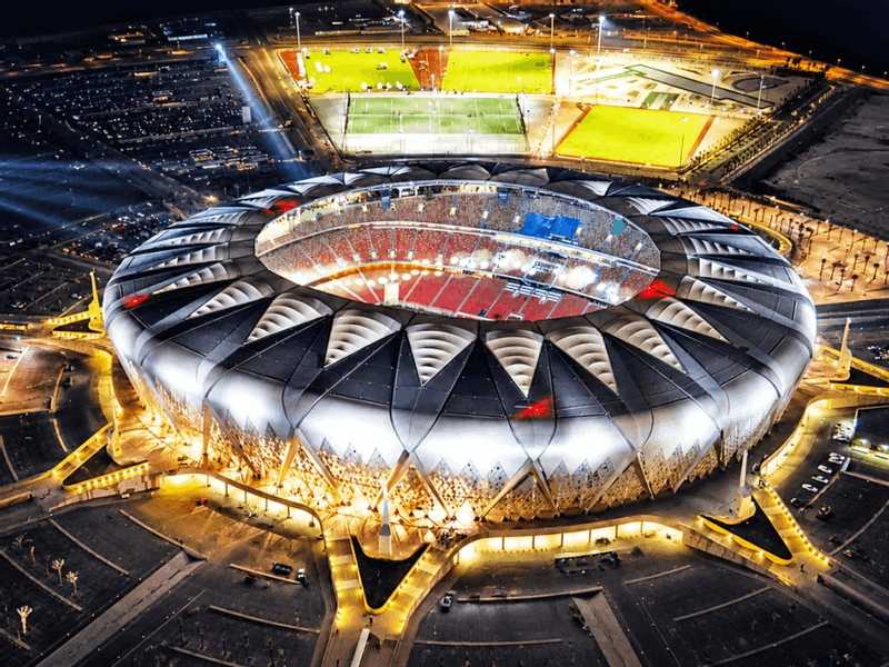 «الازرق» في مواجهه الاخضر السعودي.. الديربي الـ23 بكاس الخليج