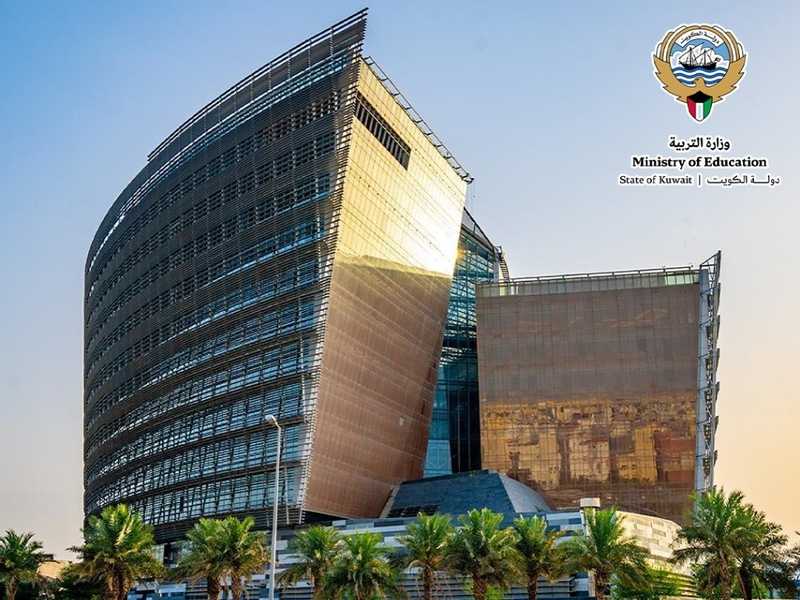 «التربيه»: اختناق عدد من الطالبات في مدرسه ثانويه.. وحالتهن مستقره