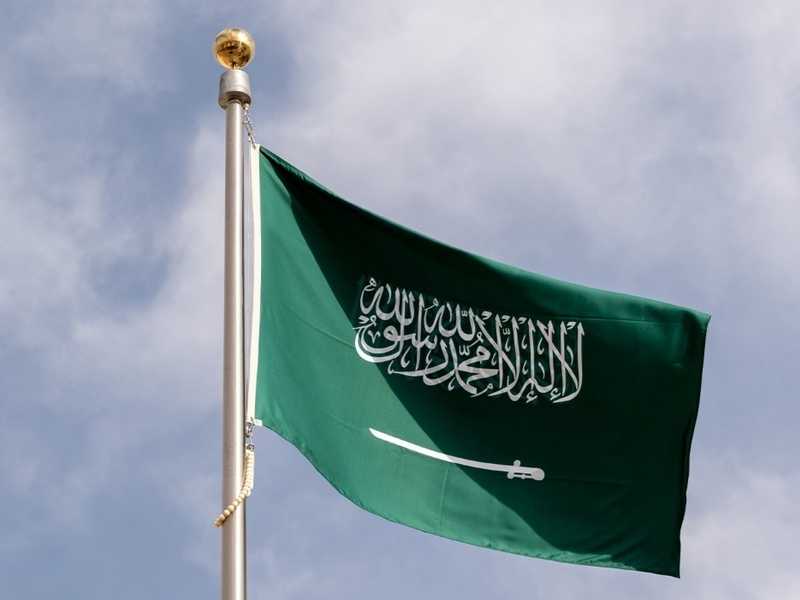السعوديه: 3 وفيات و36 اصابه في اعتداءين علي مطاري ابها والرياض
