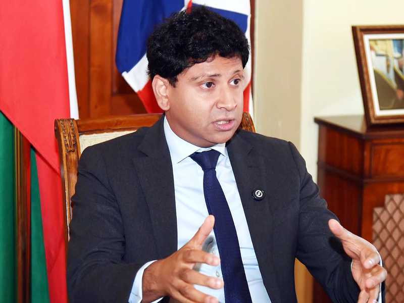 السفير البريطاني قدسي رشيد: مباحثات لتزويد الكويت بتقنيات دفاعيه حديثه