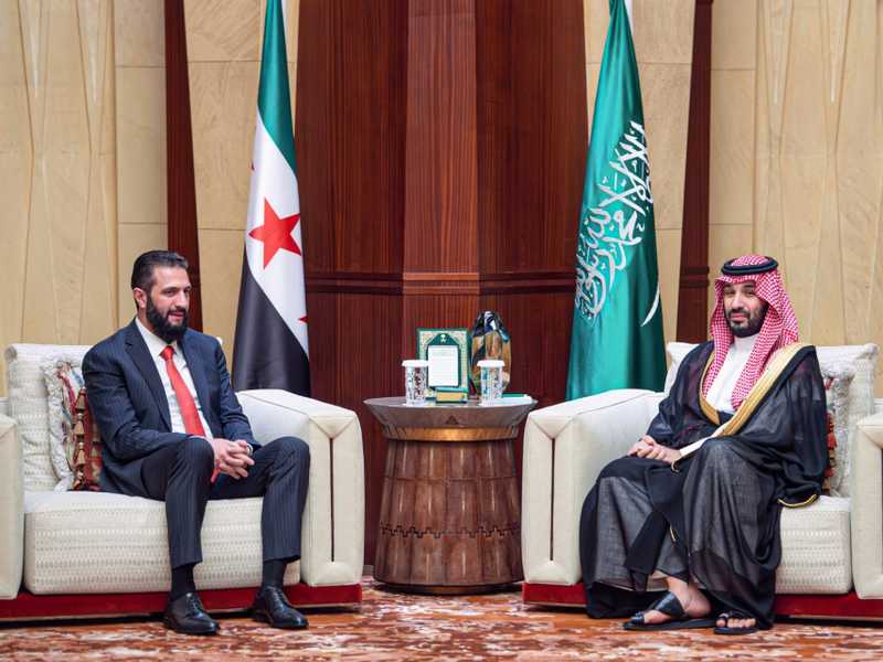 ولي العهد السعودي استقبل الشـرع وبحثا العلاقات ومستجدات المنطقه