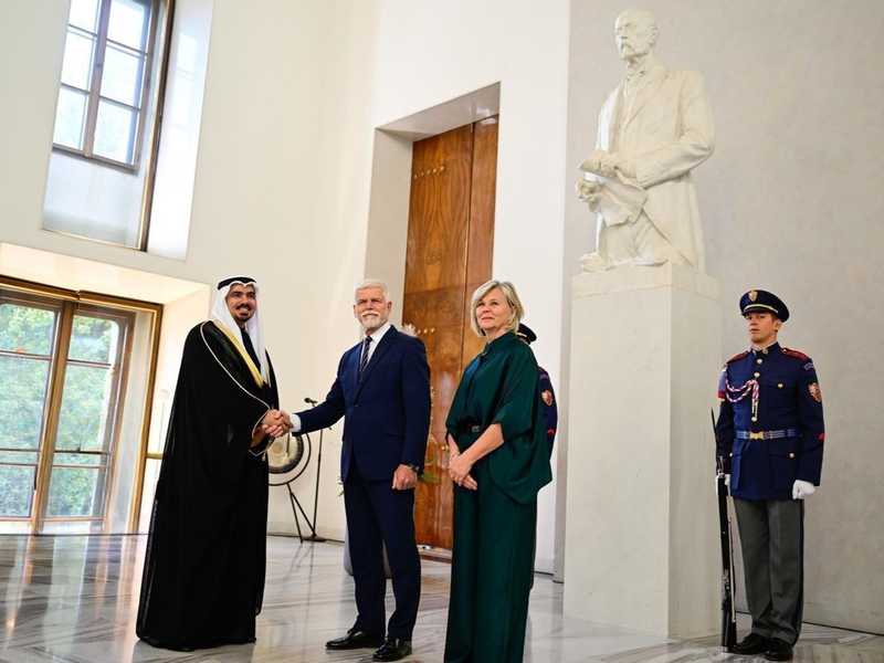 رئيس التشيك يؤكد سعيه الي تعزيز العلاقات الثنائيه مع دوله الكويت
