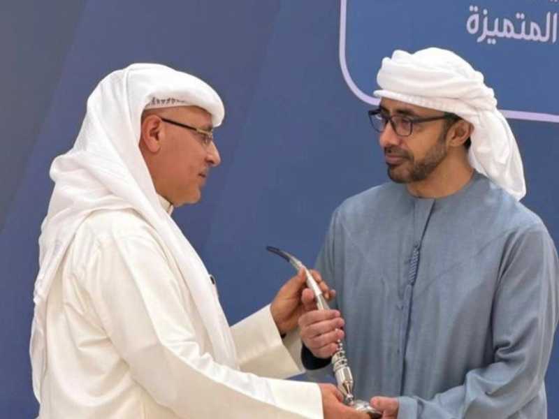 امارات از سفارت کویت در ابوظبی با جایزه مأموریت دیپلماتیک ممتاز تجلیل کرد