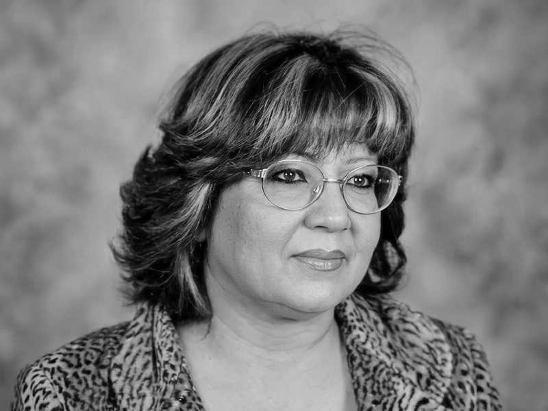 وفاه الفنانه ناديه كرم بعد مسيره فنيه مميزه في الكويت 