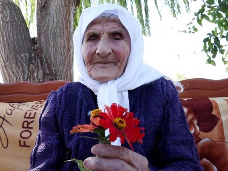 زن ۱۱۷ سالهای که در تمام عمرش به پزشک مراجعه نکرد؛ داستان او چیست؟