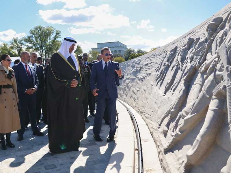 وزير الدفاع يشهد مراسم افتتاح النصب التذكاري لعمليتي «درع الصحراء» و«عاصفه الصحراء»